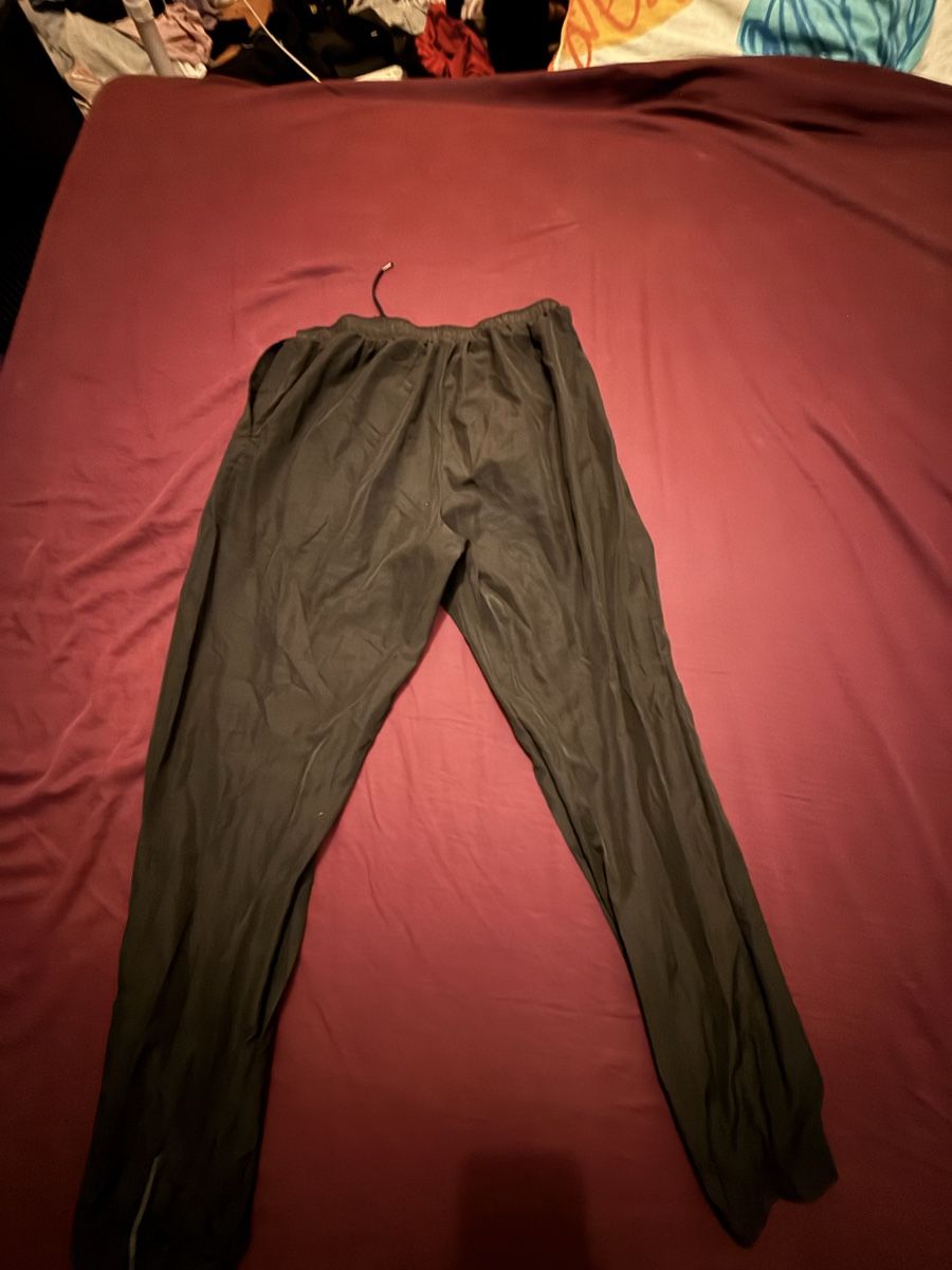 Pantaloni: Bas kalenji – Usato da Prilly venduto da ale_8prt 1