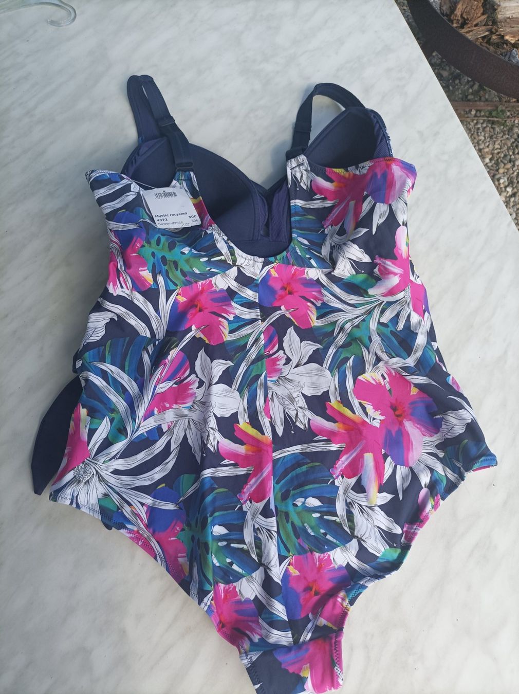 Costumi da bagno & Bikini: Badeanzug neu Gr. 50C von SUSA – Nuovo (secondo la descrizione) da Rüti ZH venduto da eismeralda