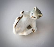kleine süsse Porzellan Katze von Tilia