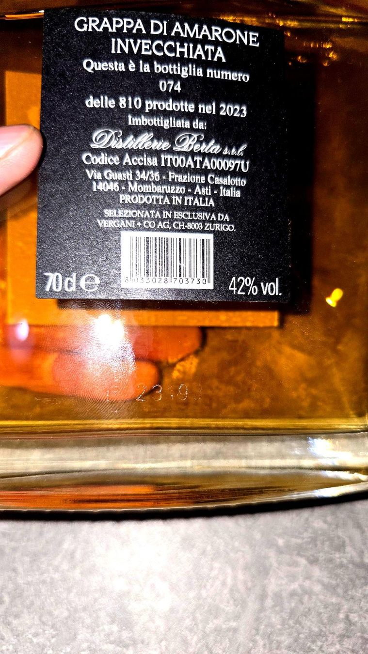 Berta Bevande alcoliche: Castello Berta Tra Noi Grappa Amarone limitiert 074/810 – Nuovo e nell'imballaggio originale da Zürich venduto da Myrik_ 3