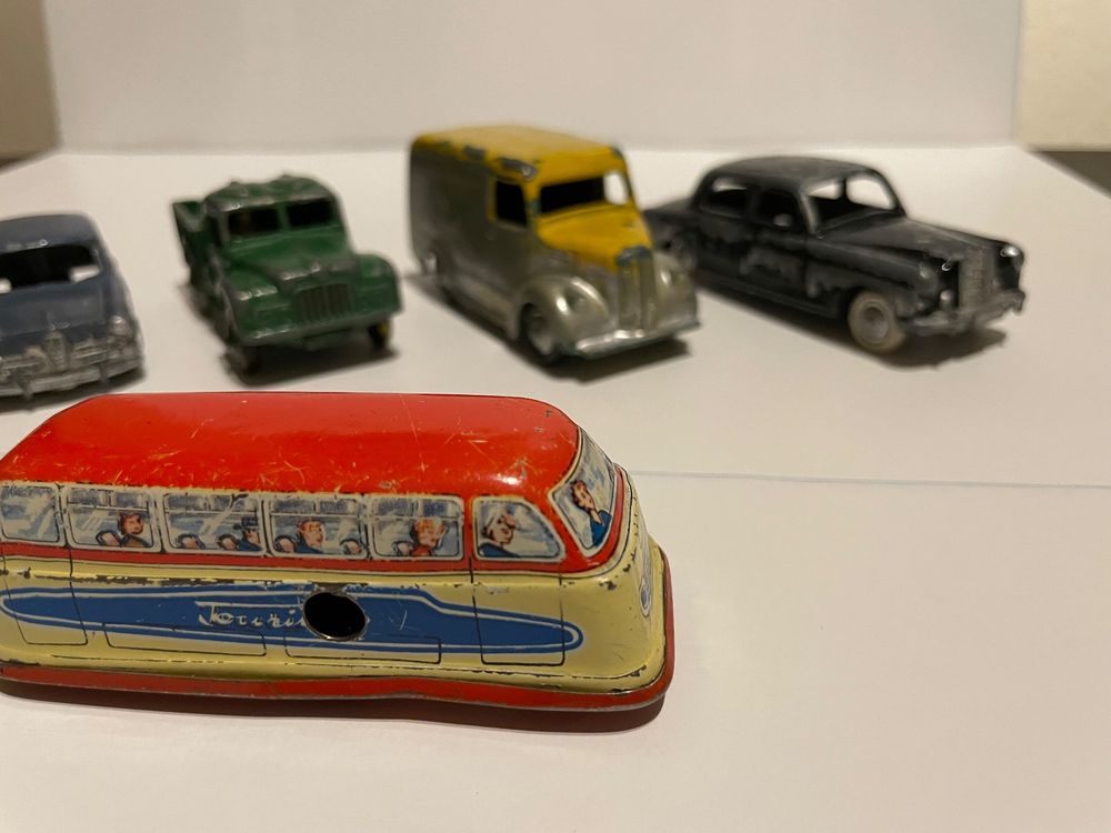 419) VOITURE DINKY Toys origine France Dumper M.Hill OU chariot