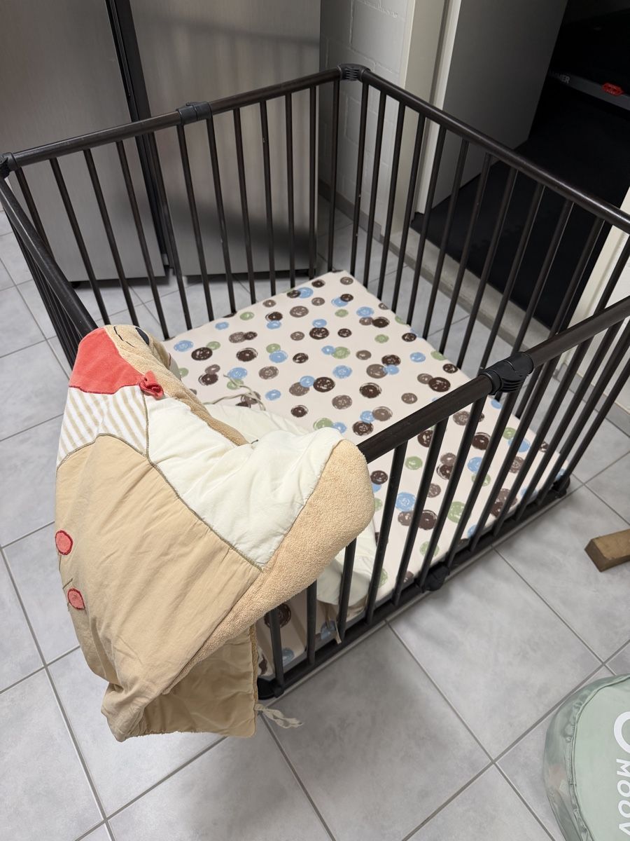 Box & Barriere di sicurezza: Laufgitter 1 x 1 Meter – Usato da Rümlang venduto da hal_mr29 1