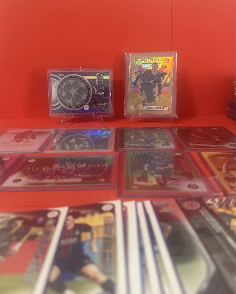 Topps Sammelbilder & Trading cards: PSG Sammlung – mit nummerierten Karten & Patch – Neu (gemäss Beschreibung) aus Embrach von BenzosCards