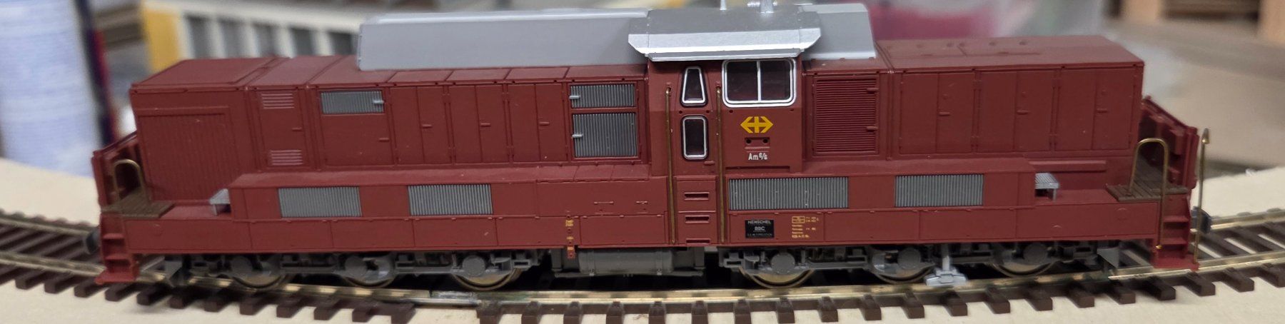 Hobbytrain Modellini di ferrovie: Hobbytrain SBB  Am 6/6 DC analog mit OVP – Usato da Lostallo venduto da Berto 3