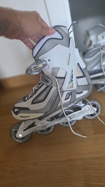 Patins à roul. & inline: Rollerblade – D'occasion à Effretikon par SuuitAnsch 3