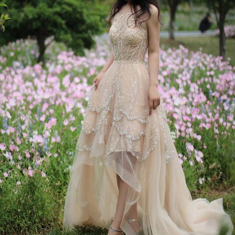 Kleider: Abendkleid beige Grösse 36/38 mit Perlen – Neu und originalverpackt aus Appenzell von mir_rqn6 2