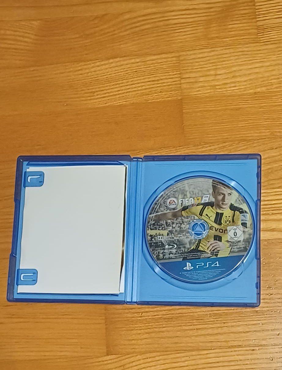 Giochi: Fifa 17/19 / ps4 / wie Neu – Nuovo (secondo la descrizione) da Ostermundigen venduto da libia 2