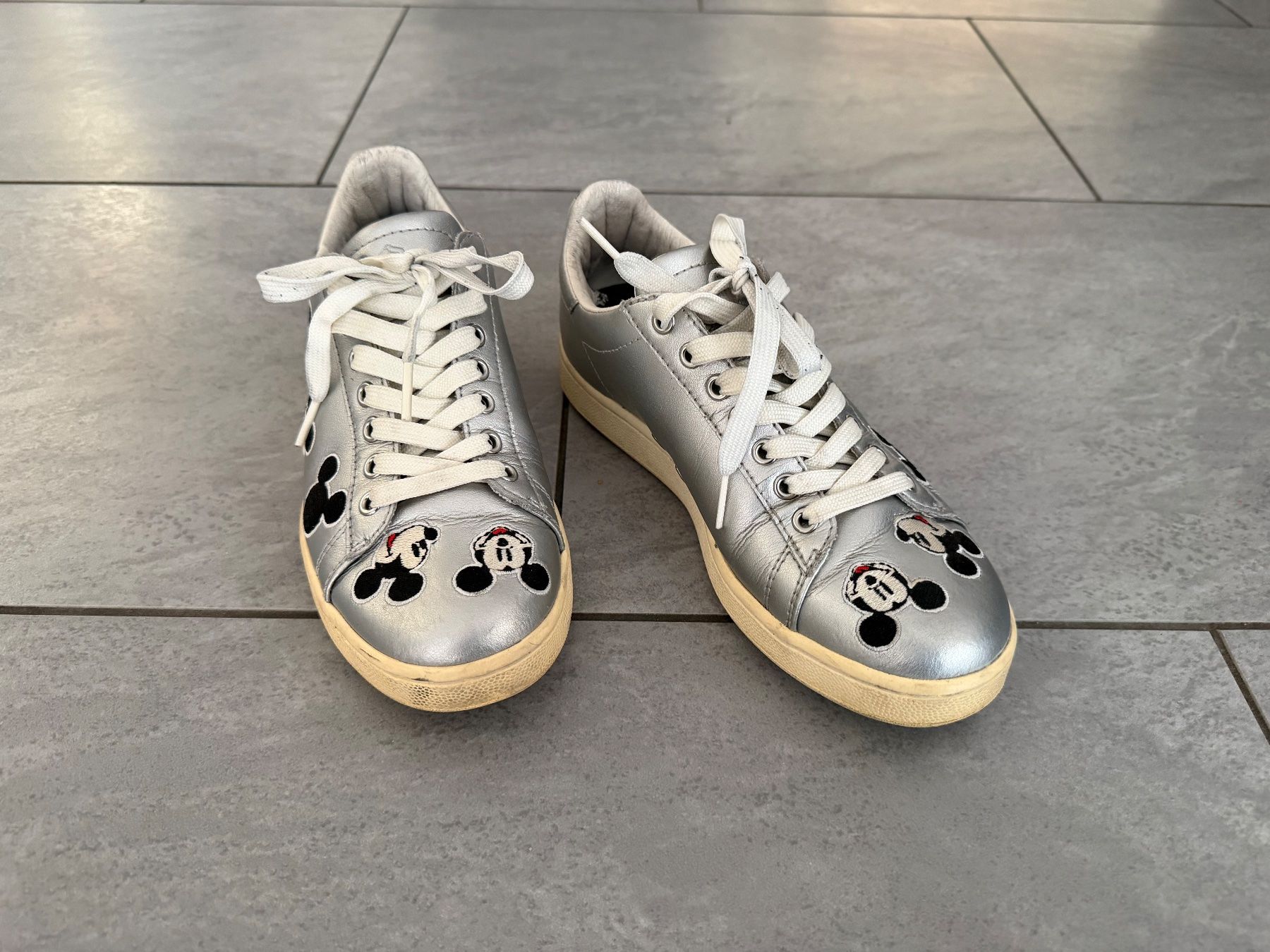 Scarpe da donna: Sneaker - Grösse 36 - Disney Moaconcept – Usato da Bülach venduto da Loredana13 1