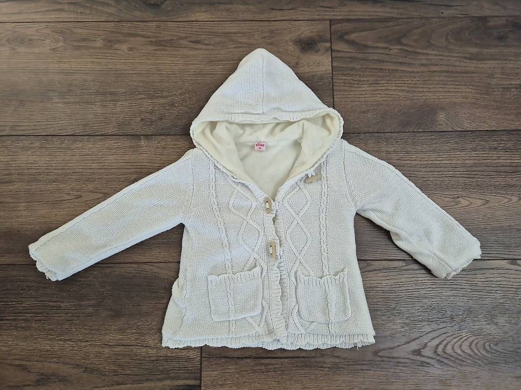 Giacche & Cappotti: Warme Kapuzenstrickjacke mit Fleecefutter, Gr. 92 – Usato da Cham venduto da Nash7