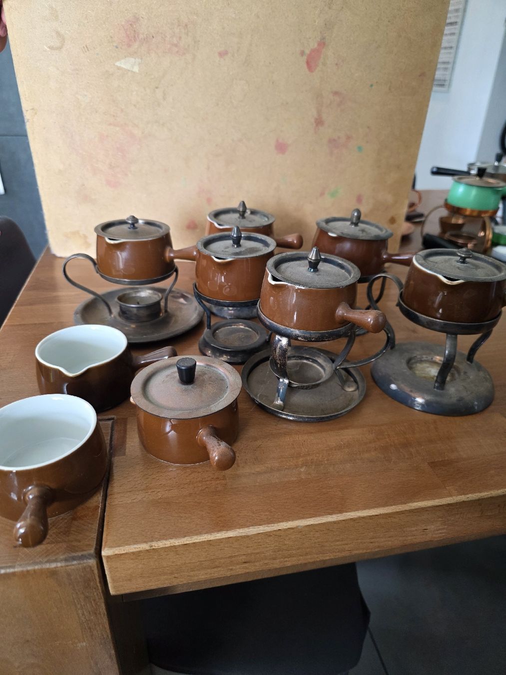 Set di piatti: réchaud a sauce – Usato da Les bois venduto da Titi.2336 1