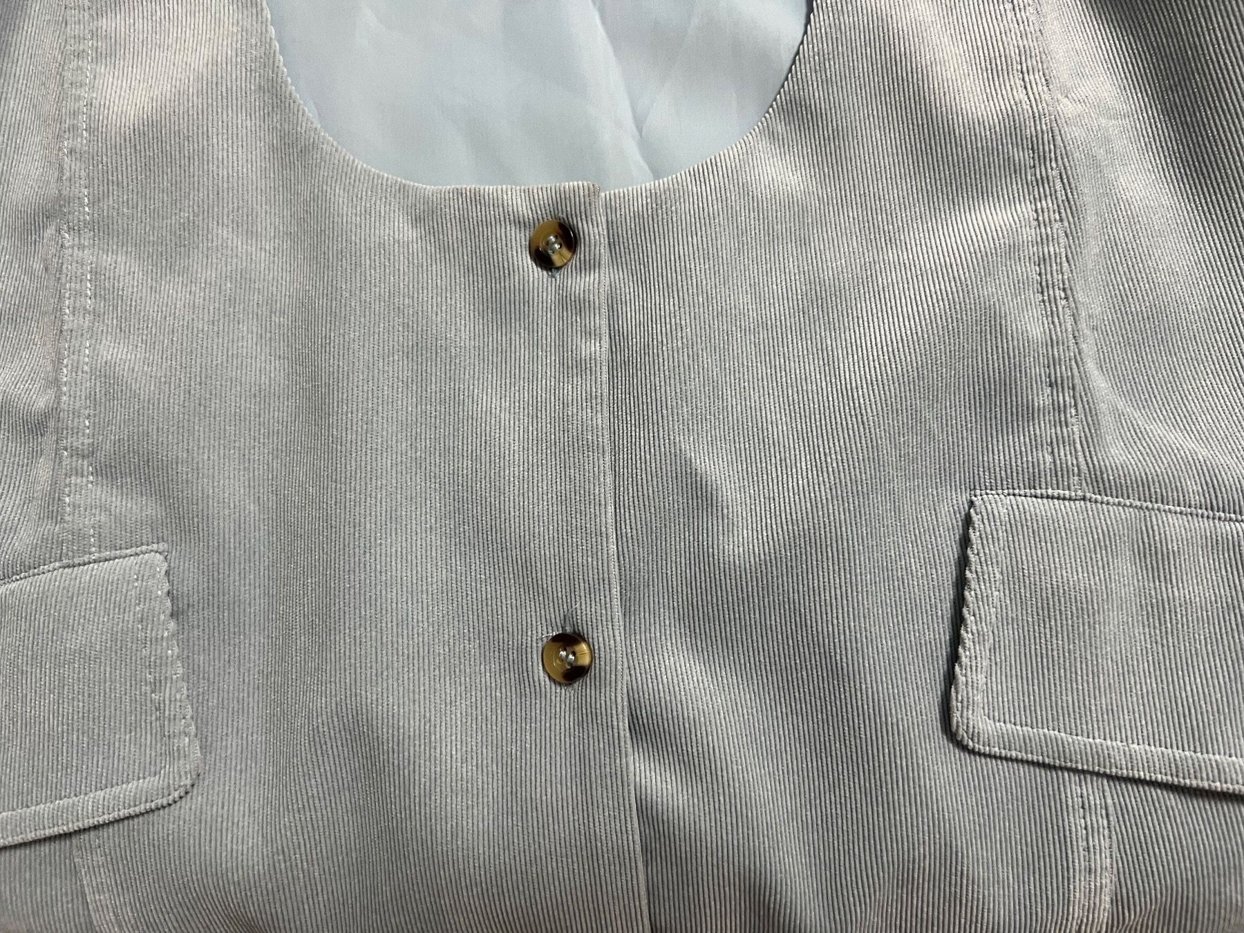 Lotti di vestiti: 2x Neu Jeans /Samt Kleider gr.34/36 – Nuovo e nell'imballaggio originale da Turbenthal venduto da 310707 6