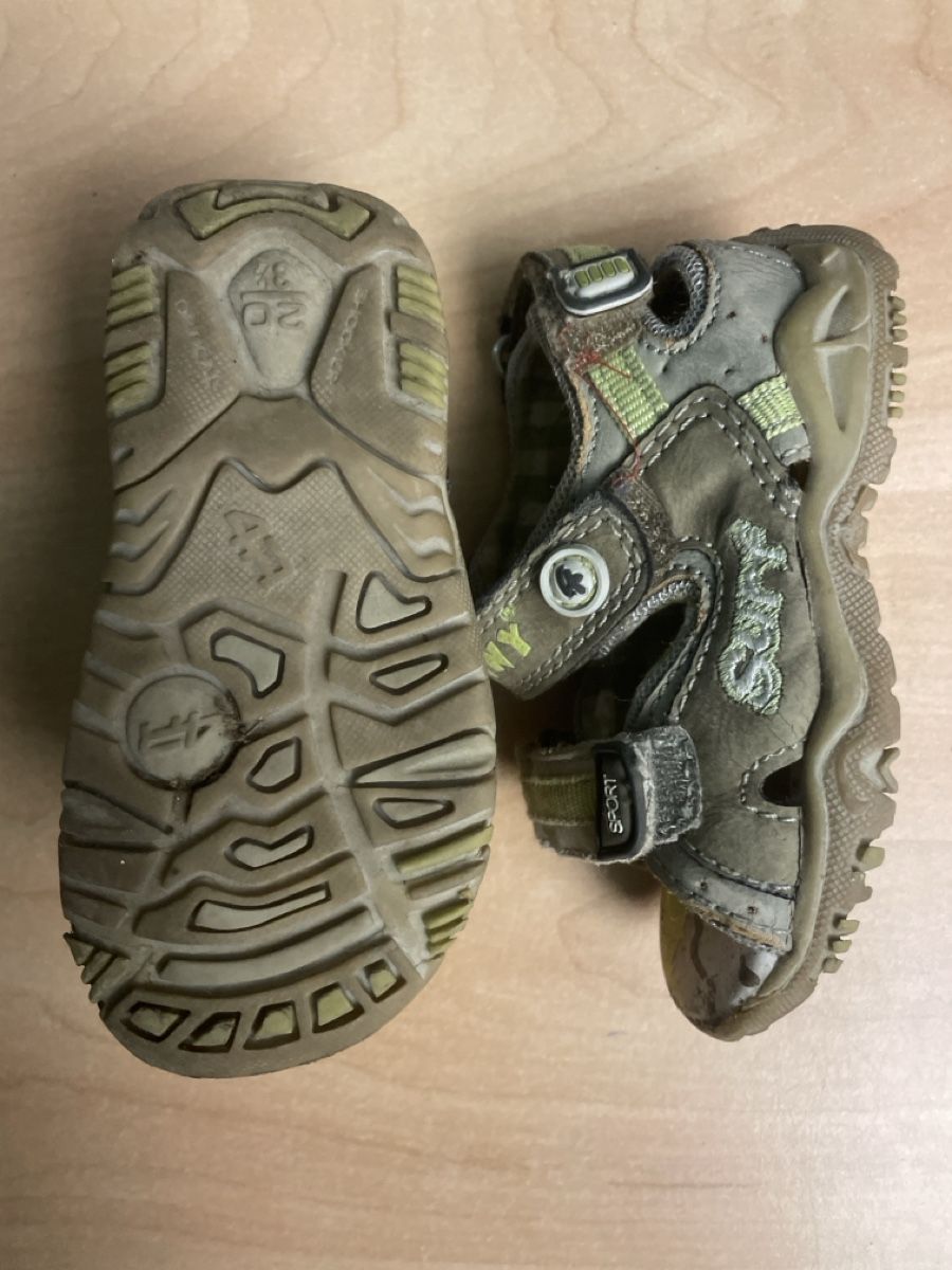 Scarpe per ragazzi: Kinder Funny Sandalen, Gr.20 – Usato da Obergerlafingen venduto da cabo4 3