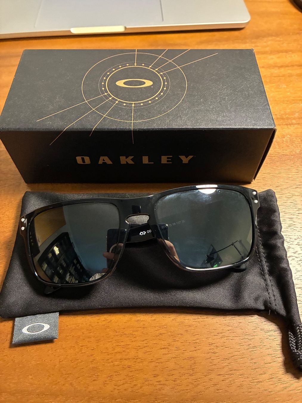 Occhiali & Lenti: Oakley Holbrook – Usato da Zollikofen venduto da Schmalinsky