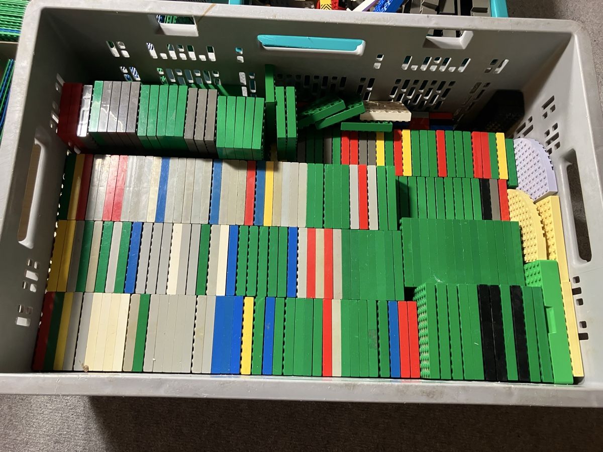 Lego Kit di costruzioni: Ca 1100 Lego Strassenplatten und 3D – Usato da Luzern venduto da windundsichtschutz 6