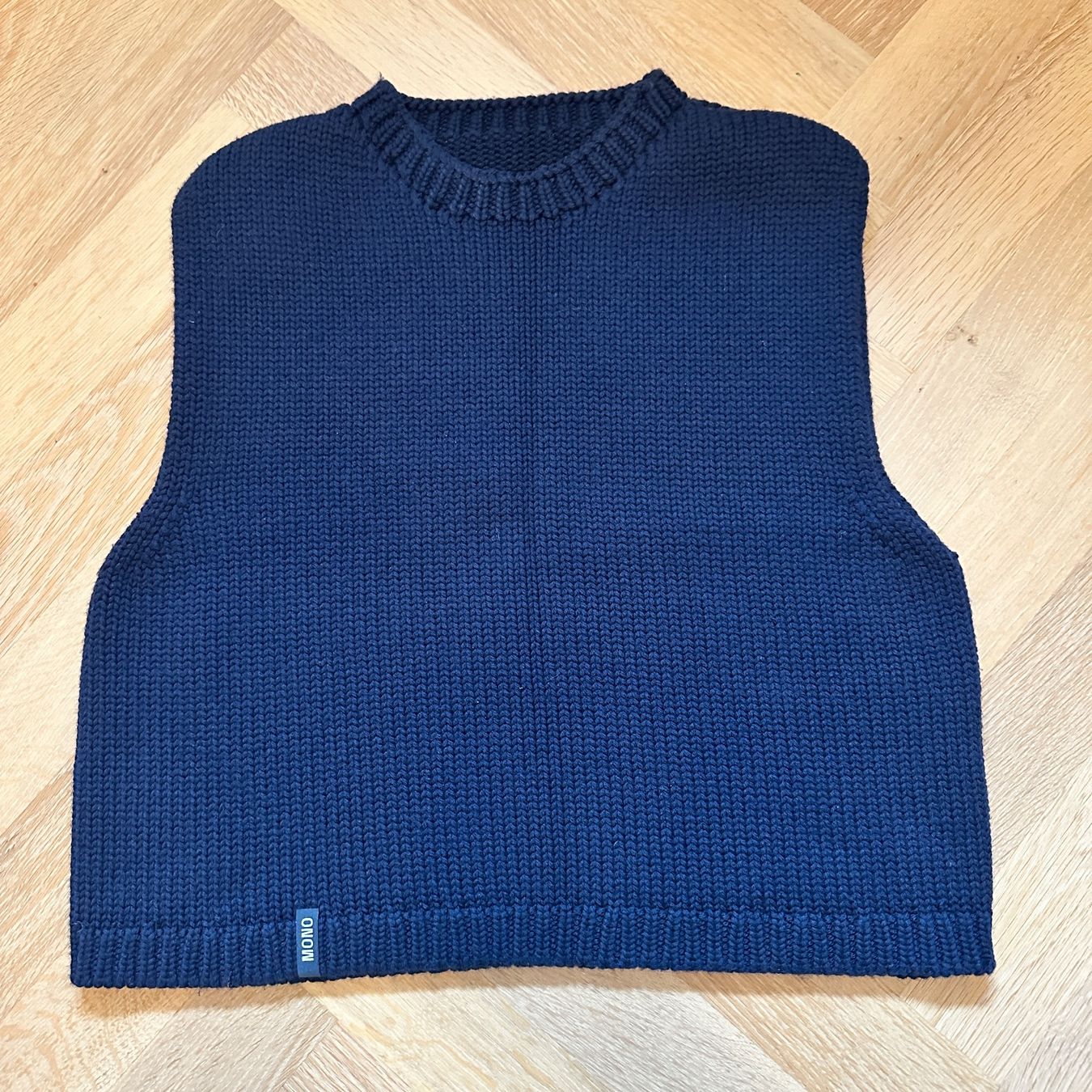 Maglioni & Felpe: Pullunder von Mono, 100% Merino – Nuovo (secondo la descrizione) da Winterthur venduto da angeles18