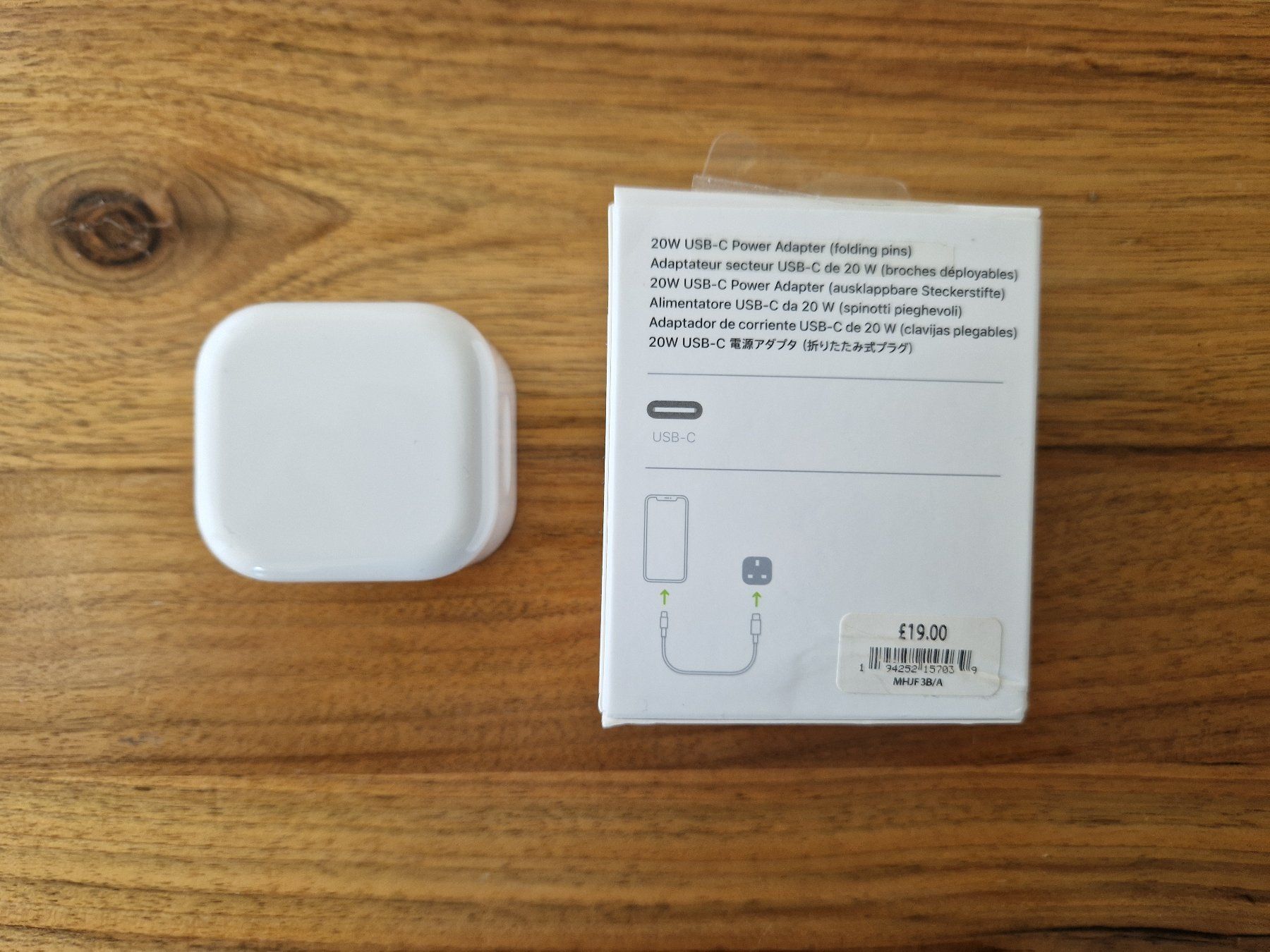 Apple Caricabatterie: Apple USB-C 20W Netzteil (UK), Originalverpackt, – Nuovo (secondo la descrizione) da Fehraltorf venduto da frschele 1