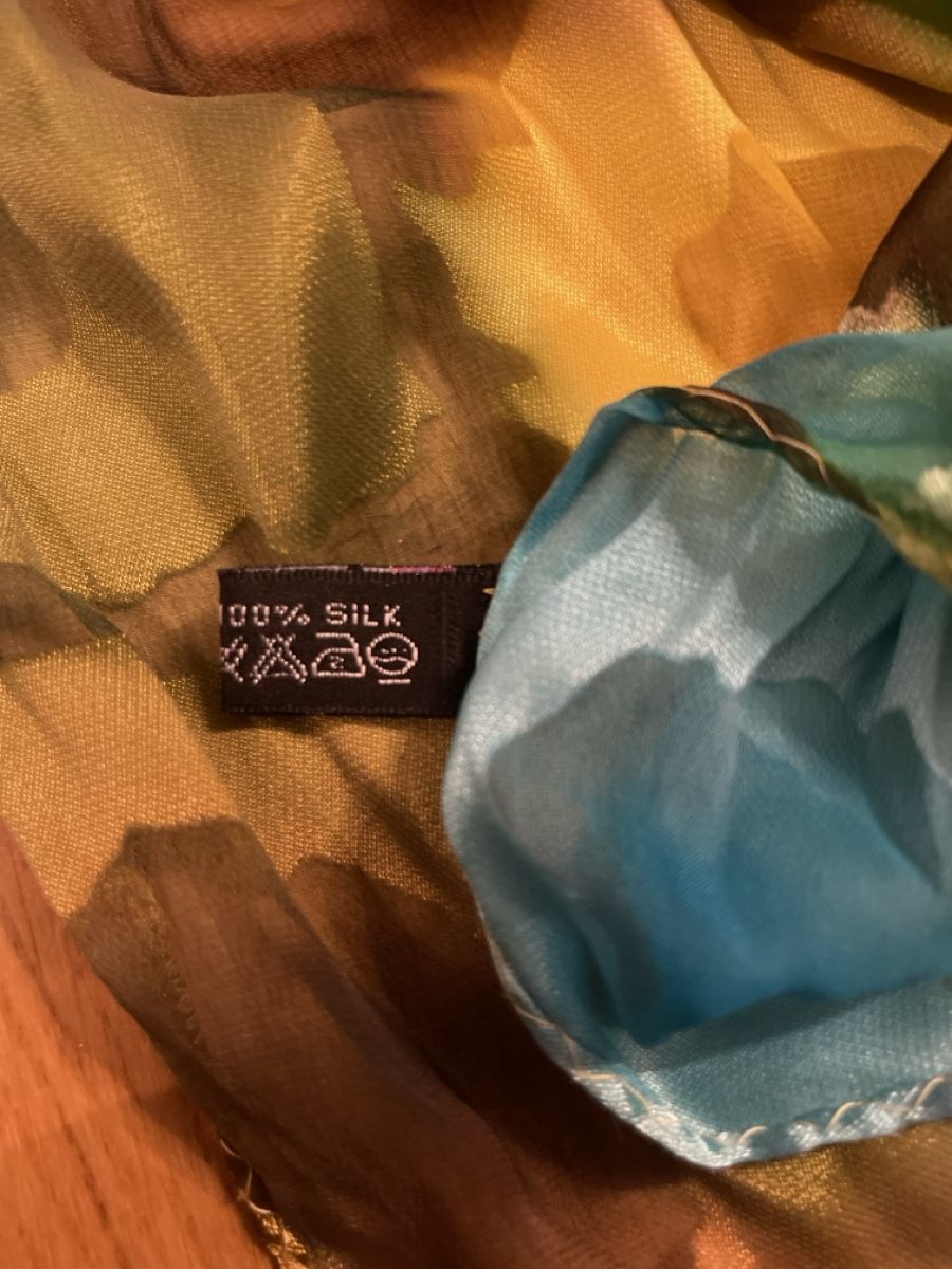 Foulard & Sciarpe: Schal – Nuovo (secondo la descrizione) da Birmensdorf ZH venduto da irina61 1