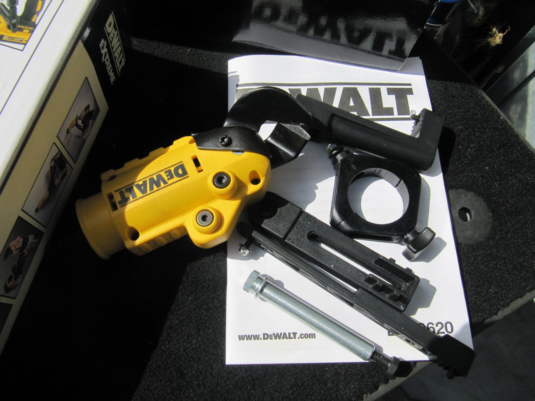 Dewalt Tutti gli attrezzi: Blechschneider/Blechschere DeWalt -Aufsatz – Usato da Basel venduto da stefan4057 1