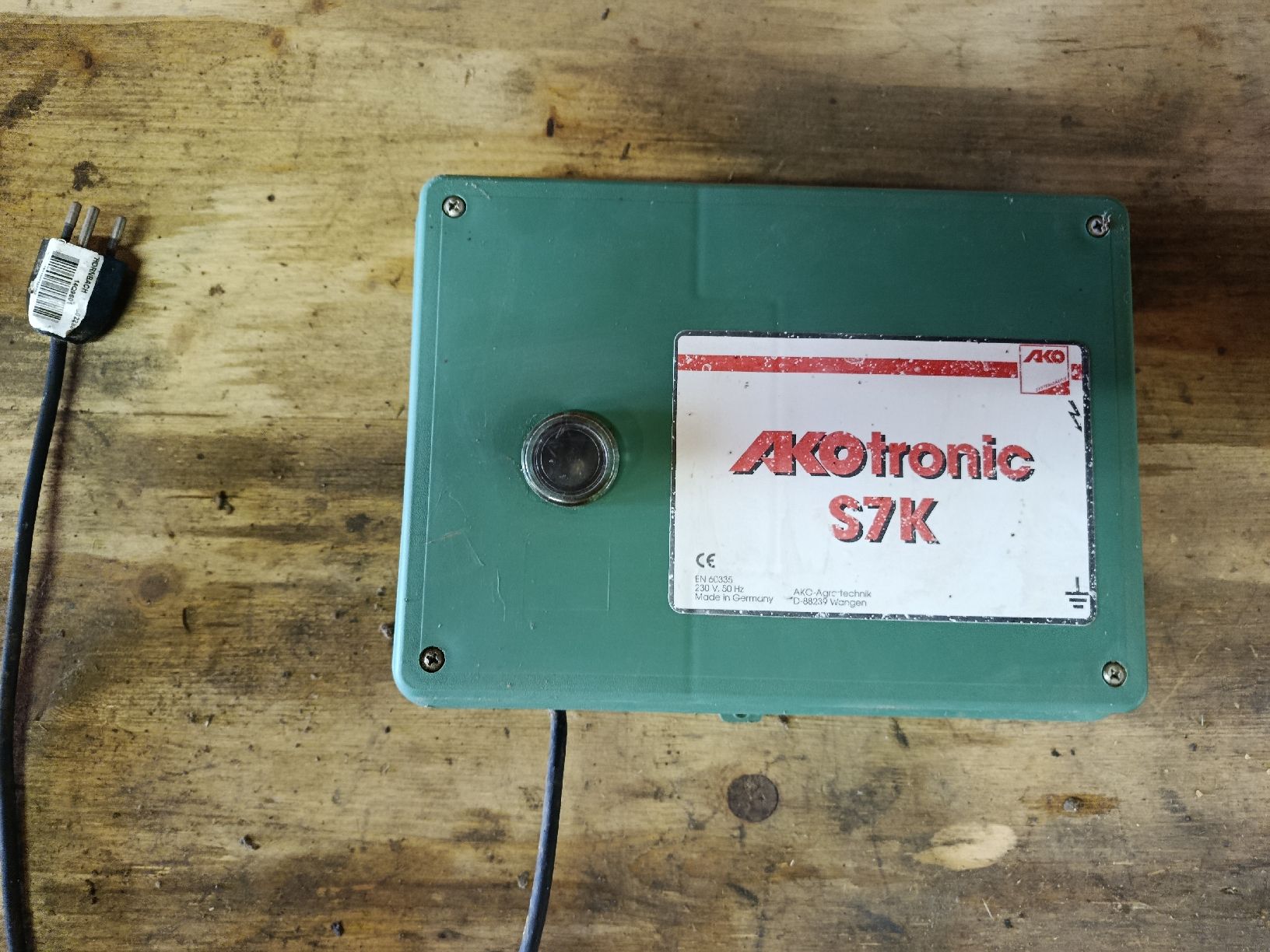 Altre attrezzature per stalle: AKO Kuhtrainer AKOtronic S7K – Usato da Willisau venduto da Maertu75