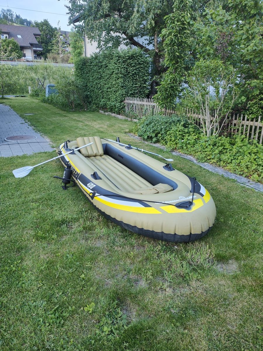 Boote: Gummiboot Fishman 400 (4 Plätze) – Gebraucht aus Langnau i. E. von julia1608