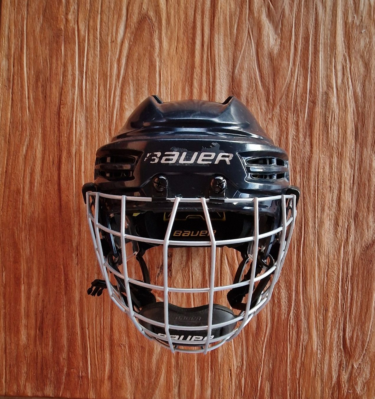 Bauer Caschi: Bauer fm re-akt 100 yth hokey helm – Usato da Arconciel venduto da zurkindm