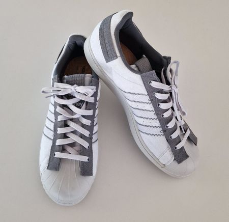 Neue Adidas Superstar Gr.46