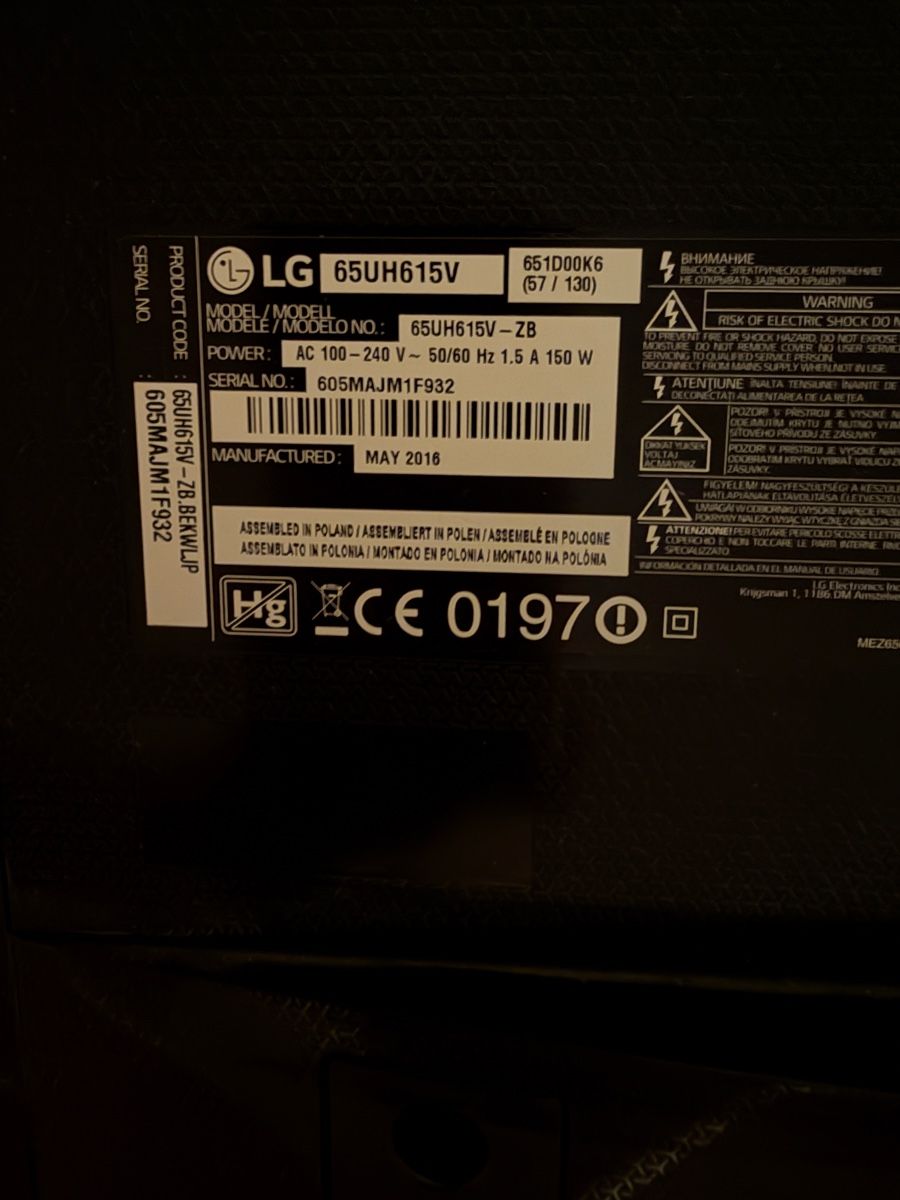 LG Televisori: LG Television 65 inch with minor defect – Usato da Oberrieden venduto da seb_2y7y 1