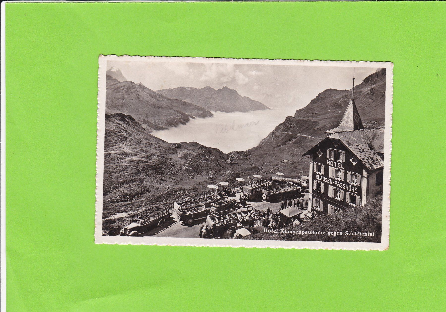 Cartoline postali: Hotel Klausenpasshöhe-Oldtimer Busse – Usato da St. Peterzell venduto da neckertal