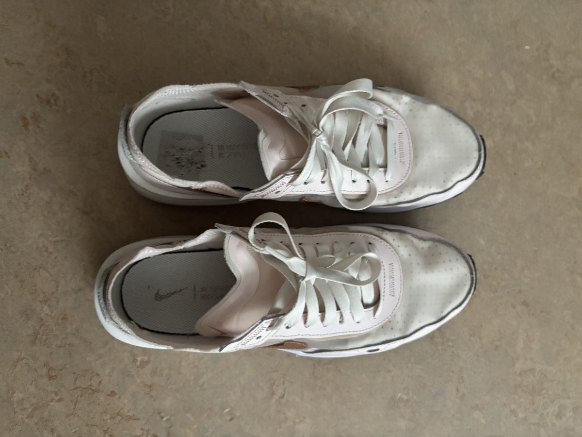 Nike Damenschuhe: Nike Waffle Gr. 40 – Gebraucht aus Ennenda von cal_pn6x 2
