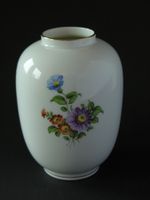 Vase * AUGARTEN WIEN * Dekor 5052 - Blumenstrauss