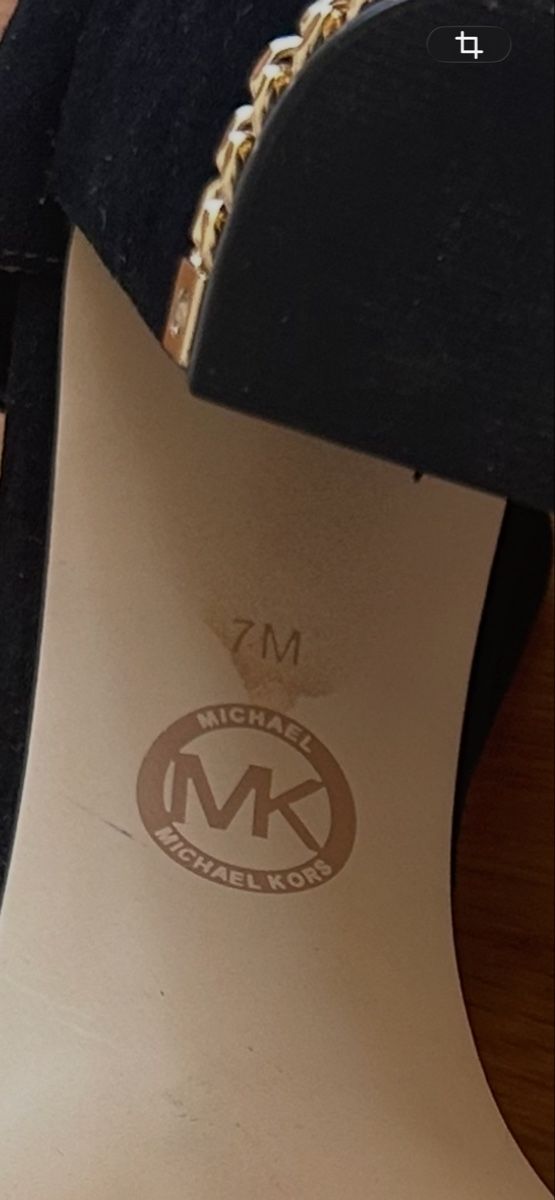 Michael Kors Damenschuhe: Wildlederpumps von Michael Kors  37 – Gebraucht aus Zürich von wil_g8st 8