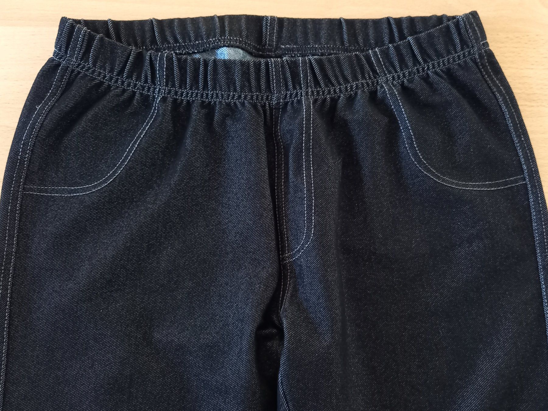 Pantaloni: Schwarze Treggings in Grösse S – Usato da Obernau venduto da Corolli 2
