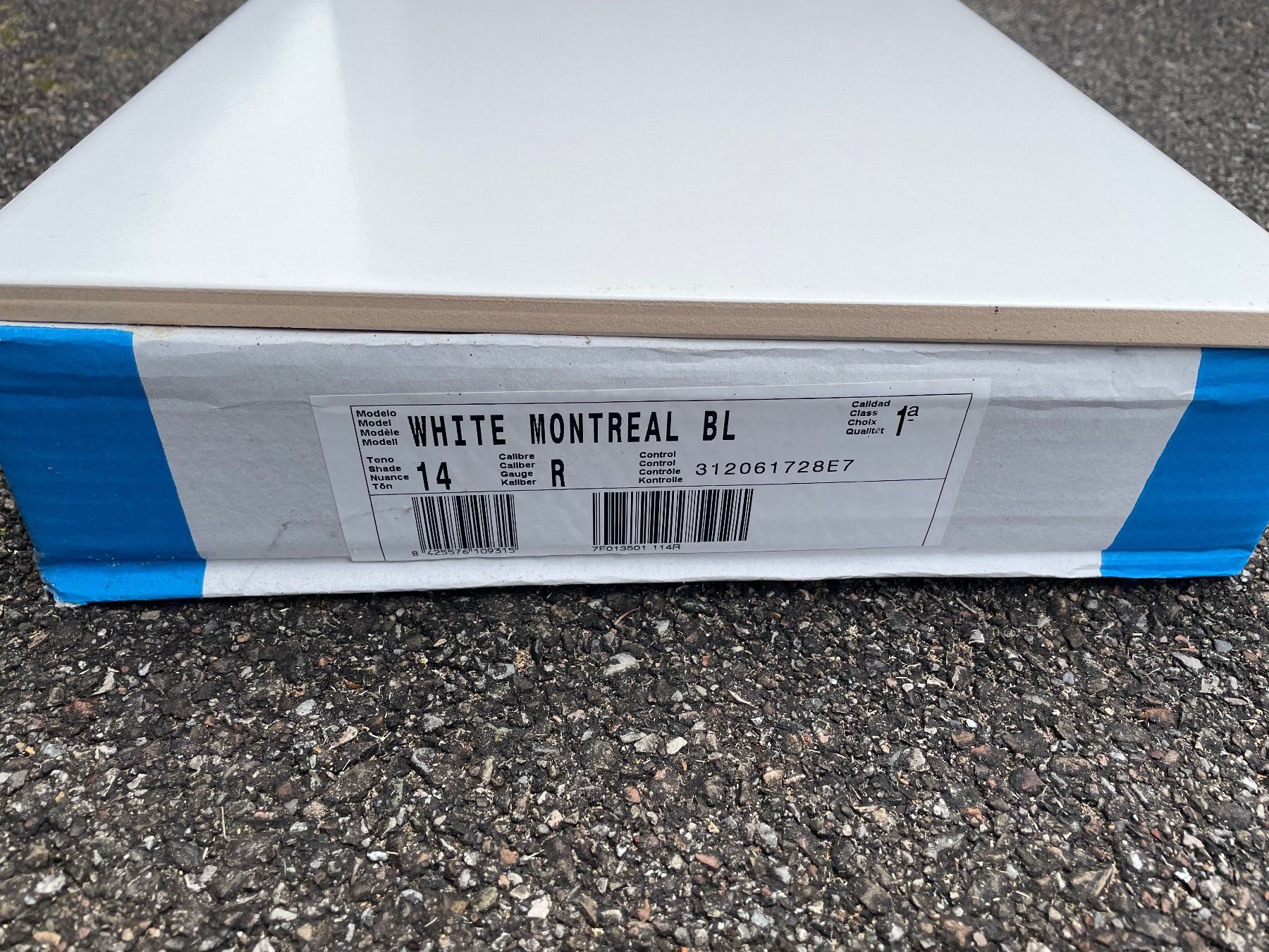 Servierplatten: Wandfliesen – Neu und originalverpackt aus Altikon von bau_85x7 1