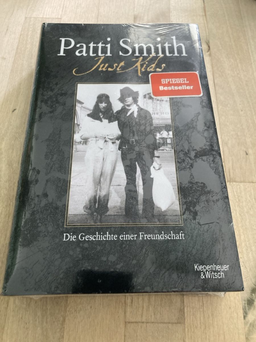 Bücher: Patty Smith Just Kids – Neu und originalverpackt aus Zürich von msxmsx
