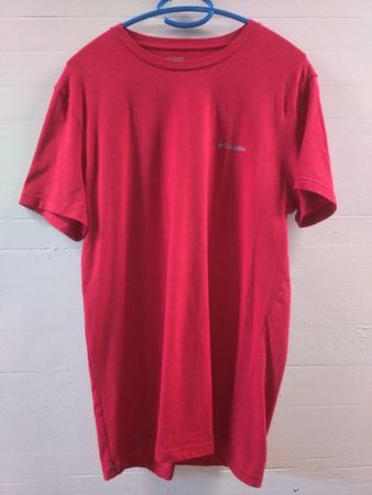 T-shirt Columbia rouge taille M, stretch