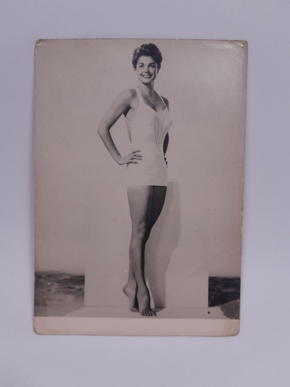 Ansichtskarten: Pin Up Ansichtskarte / Postkarte - Esther Williams – Neu (gemäss Beschreibung) aus Männedorf von Bel-view