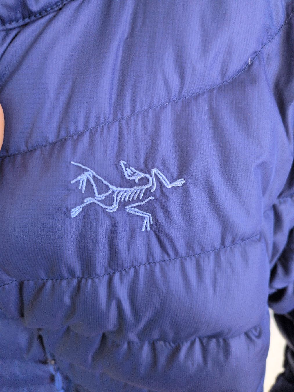 Arcteryx Giacche: hochwerige, leichte Daunenjacke – Nuovo (secondo la descrizione) da Burgdorf venduto da Arielle68 2