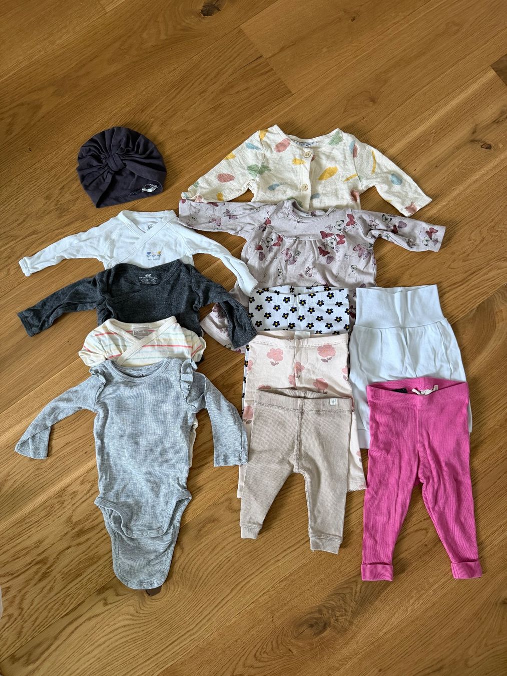 Lotti & Set di vestiti: Mädchen Kleiderpaket 56 – Usato da Schaffhausen venduto da fiiat_500