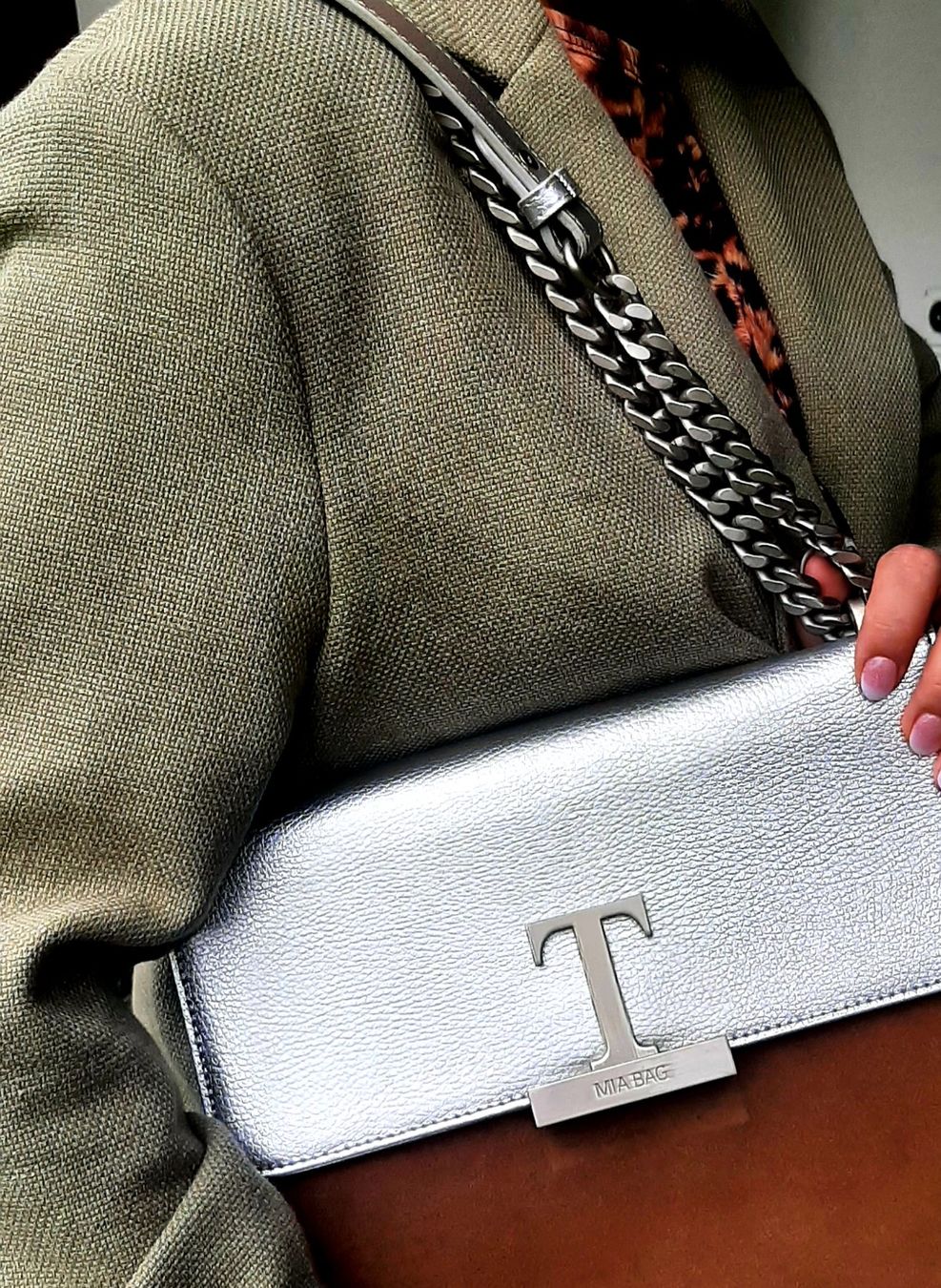 Borse da donna: Handtasche Mia Bag "T" – Usato da kloten venduto da Docsgirl 6
