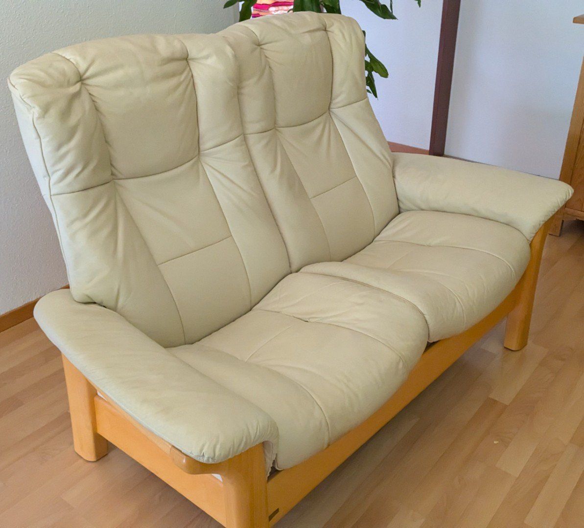 Divani: Postergruppe Stressless mit Hocker – Usato da Jegenstorf venduto da Chris3008 3