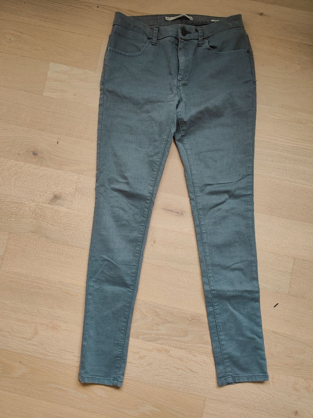 Jeans: Damen Jeans – Usato da Birmensdorf ZH venduto da LucaToni02