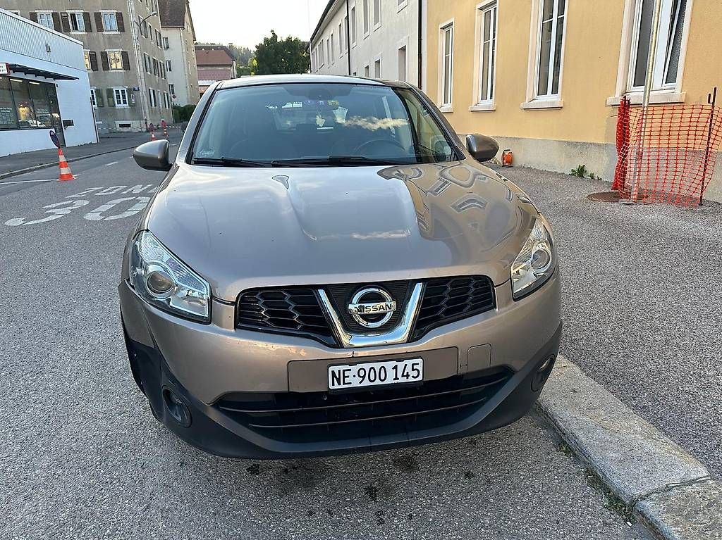 Nissan Automobili: Nissan Qashqai 1.6 essence – Usato da La Chaux-de-Fonds venduto da inf_y9zd