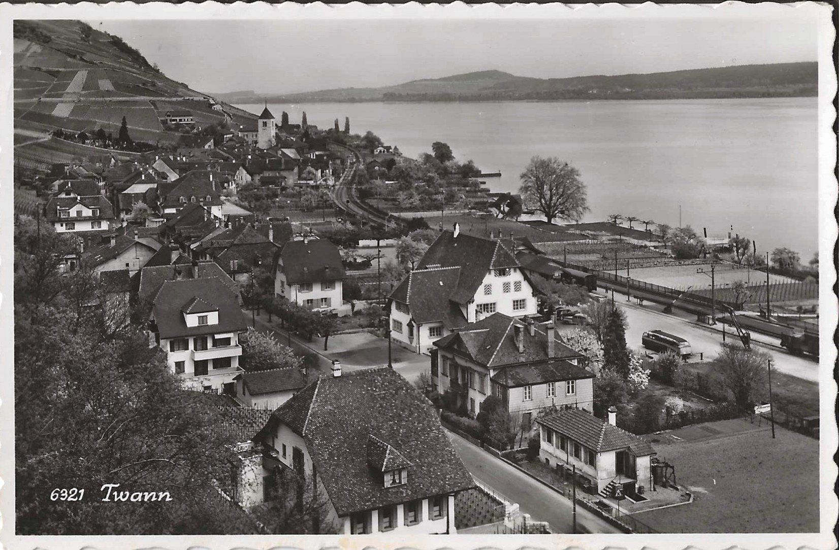 Cartes postales: Karte Twann 1953 – D'occasion à Zürich par Philacat11