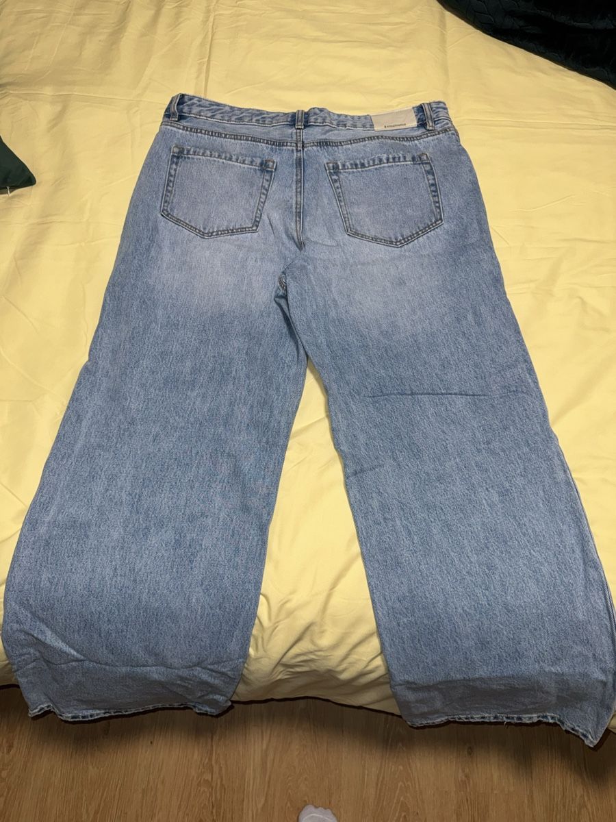 Jeans: STRADIVARIUS Damen Wide Leg Jeans Hellblau – Nuovo (secondo la descrizione) da Bad Zurzach venduto da vit_rct6 2