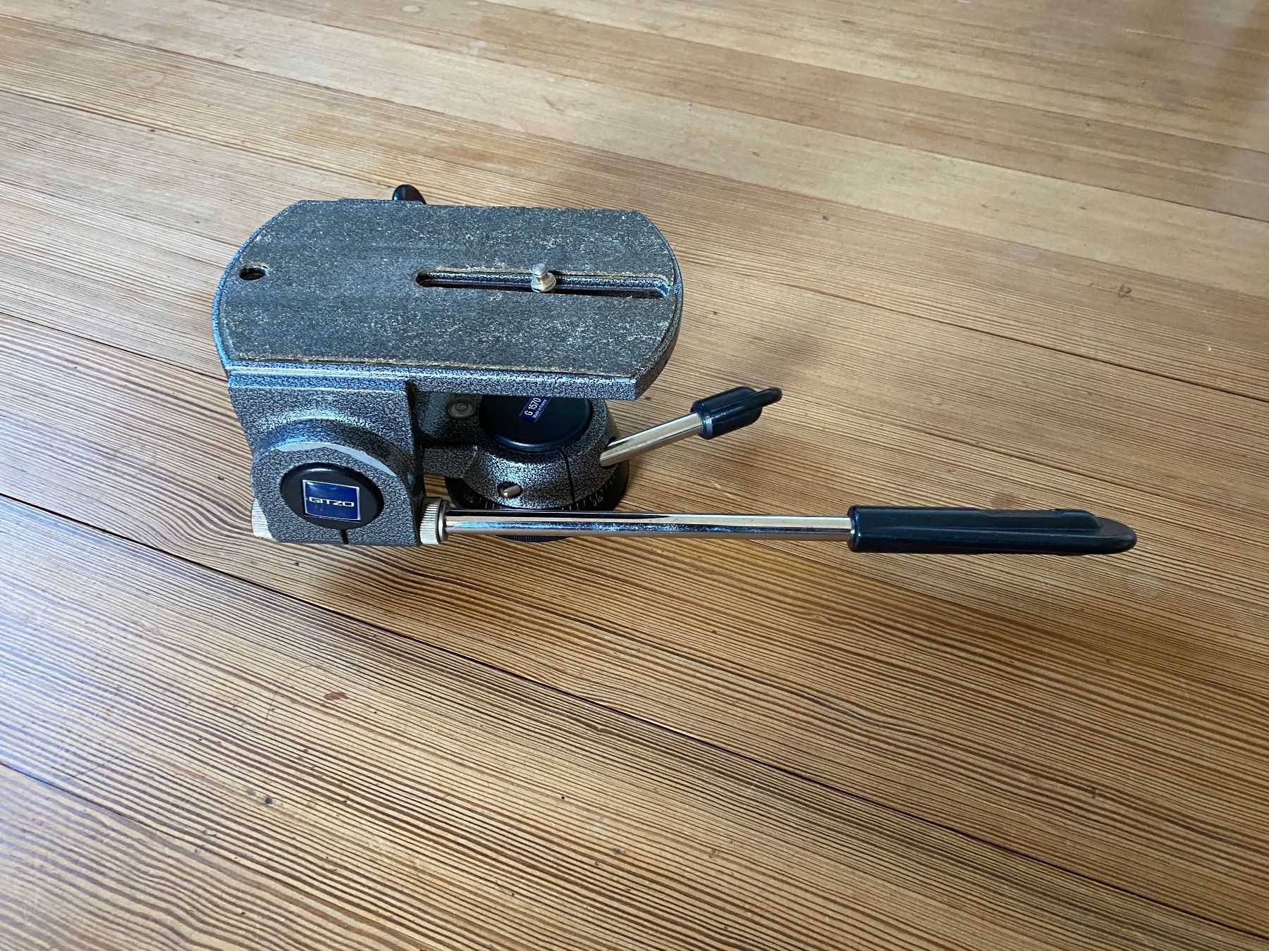 Treppiedi & Teste: Stativkopf Gitzo G1570 – Usato da Grafenried venduto da 3322