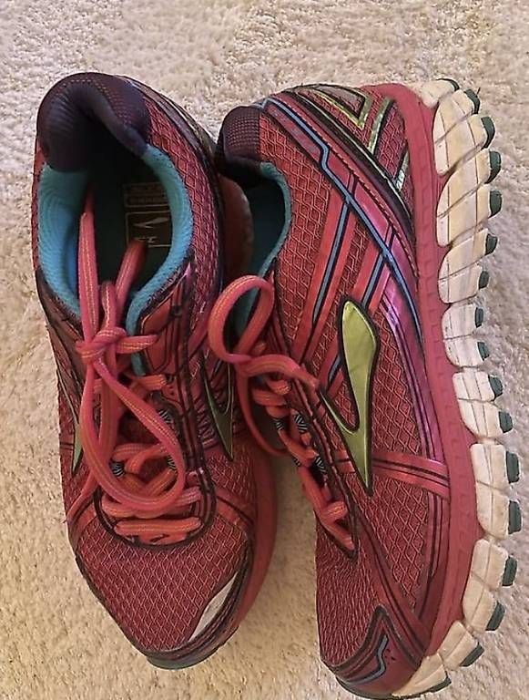 Scarpe da donna: Laufschuhe Brooks, pink – Usato da Brunnen venduto da rot005 1