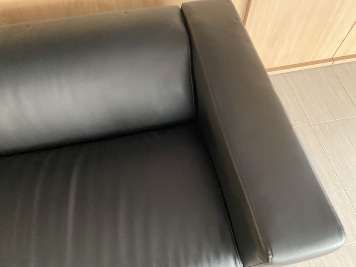 Sofas: Schwarzes Ledersofa – Gebraucht aus Hägglingen von Karin0802 5