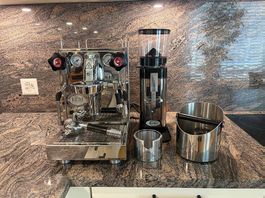 ECM Mechanika V Slim mit Anfim Kaffeemühle plus Zubehör