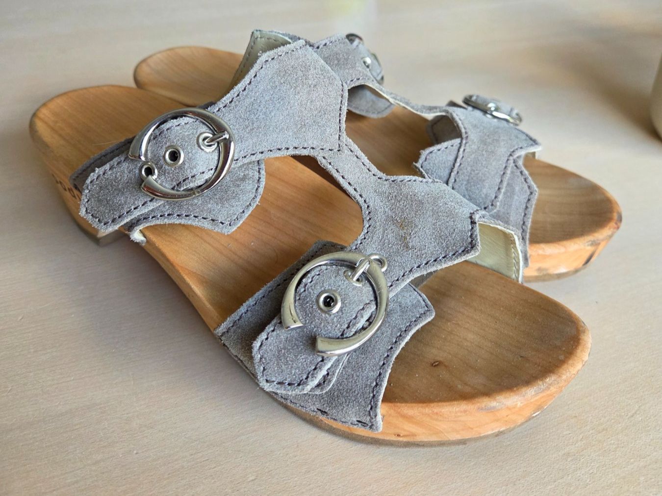 Scarpe da donna: Woody Sandalen Grösse 39 – Usato da Lenk im Simmental venduto da Doesli01