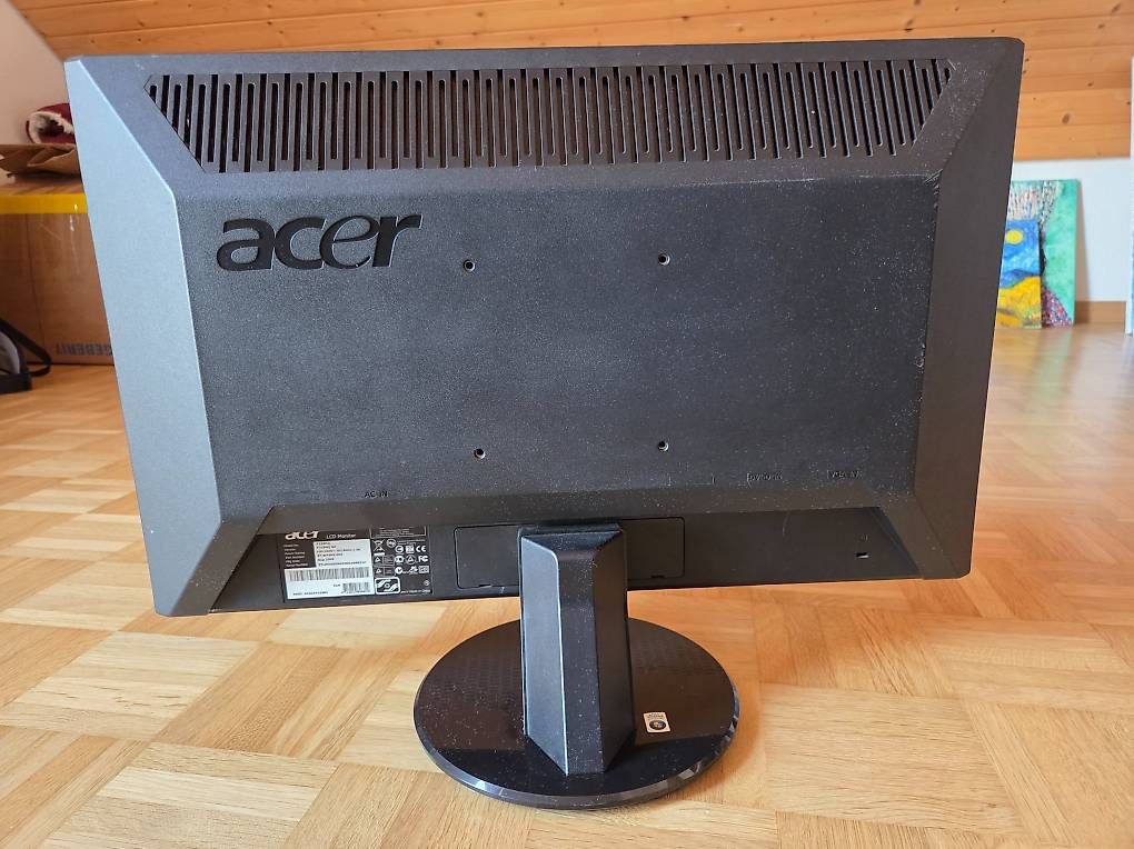 Acer Ecrans: Ecran Acer 21.5" Full HD – D'occasion à Sugiez par jul7290 1